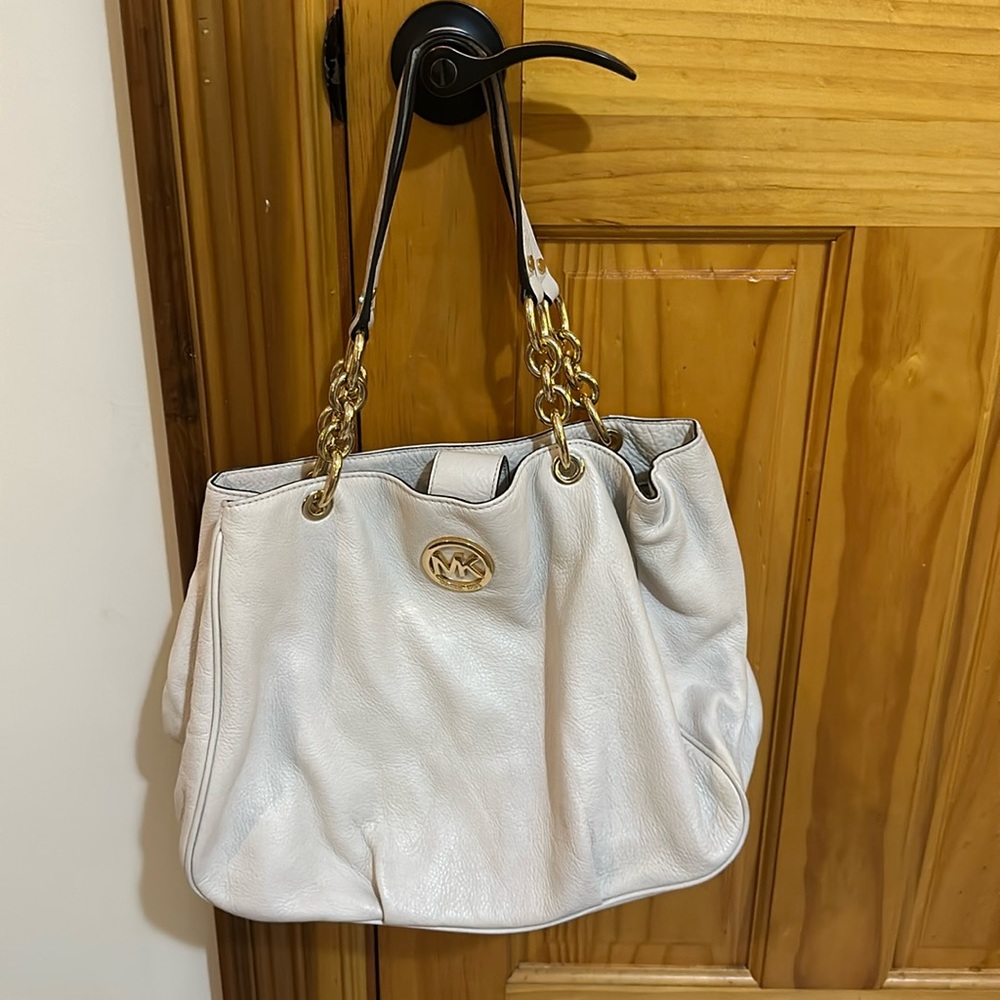 Michael Kors Large leather tote - Vanilla with Fulton Chain